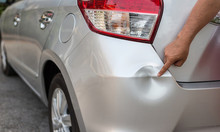 Qu'est-ce que la Réparation Carrosserie Pare-Chocs Arrière Toyota​Yaris Verso 1.4 D-4D C​ ?